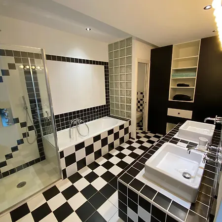 Niel - Acces Direct Et Piscine Chauffee