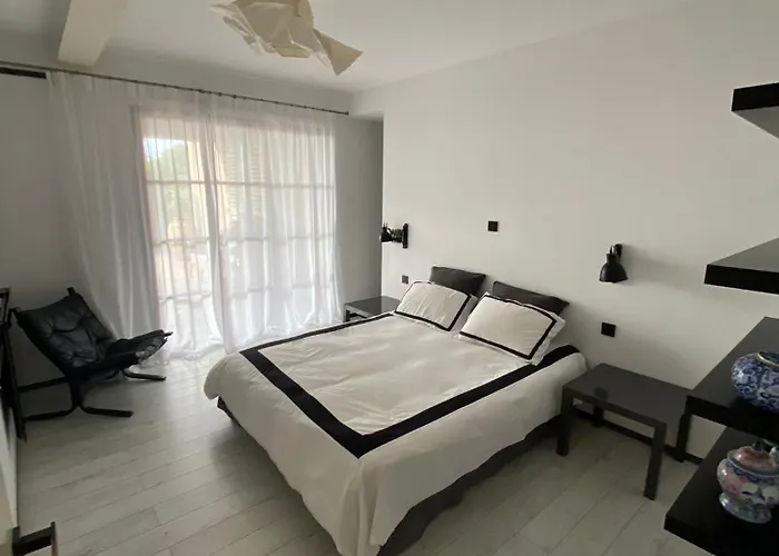 Βίλα Niel - Acces Direct Et Piscine Chauffee *