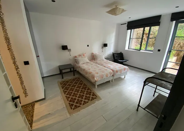 Villa Niel - Accès Direct Et Piscine Chauffée Hyères